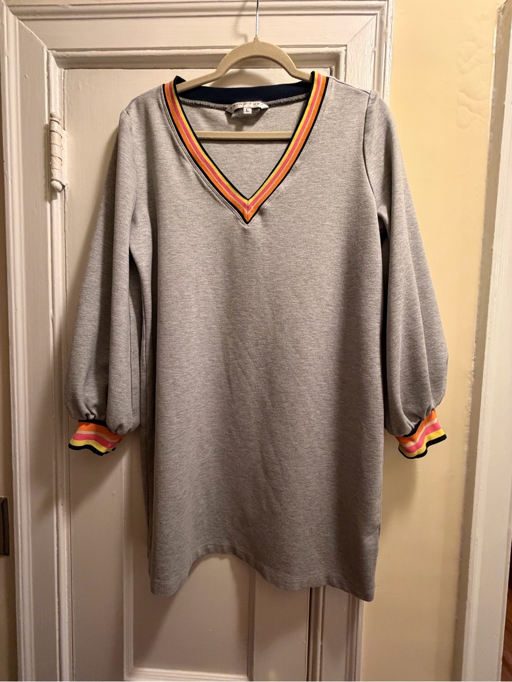 Trina Turk Boca Raton 2 Dress in Light Heather with Colorful Trim Size Large EUC